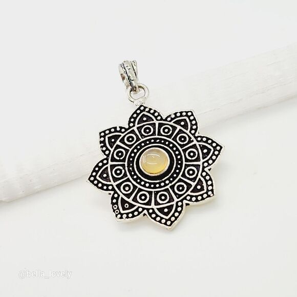 Geometric Tribal Flower of Life Agate Ethnic Handmade Pendant Jewelry 1.8" - Picture 1 of 5